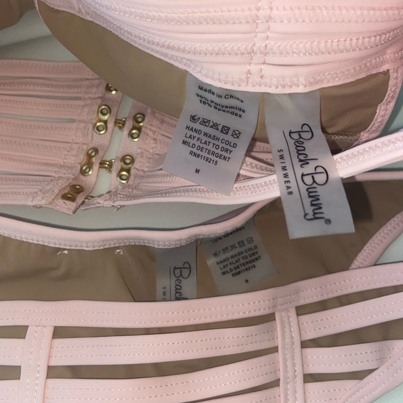 Beach Bunny Endless Summer Set - Picture 4 of 10